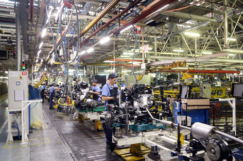 ECONOMIA I: Indústria cresce pelo 7º mês consecutivo e recupera patamar pré-pandemia