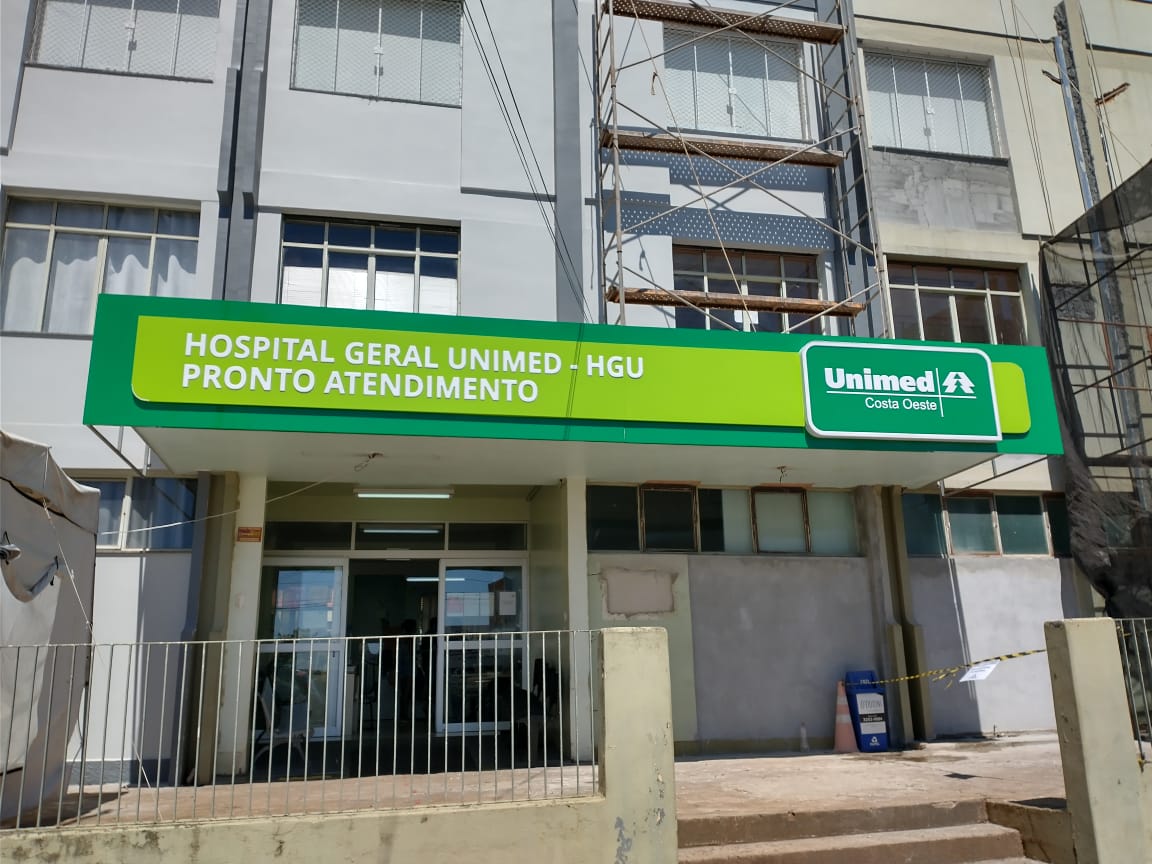 UNIMED COSTA OESTE: Fachada do HGU recebe novos letreiros e pintura