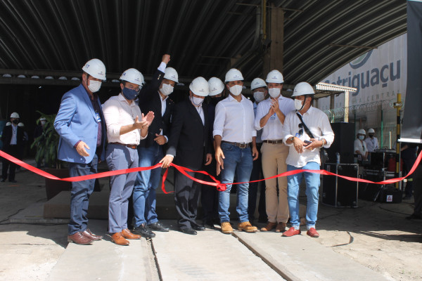 COTRIGUAÇU: Jornal destaca inauguração do novo desvio ferroviário em Paranaguá