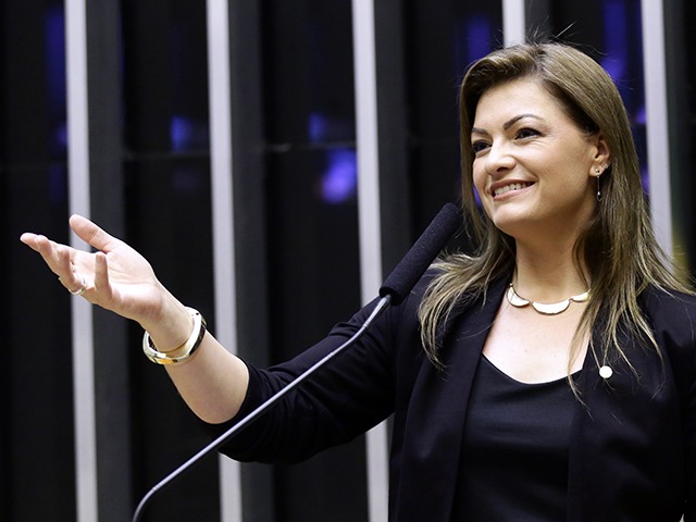 CAPADR: Aline Sleutjes destaca coop ao assumir Comissão de Agricultura