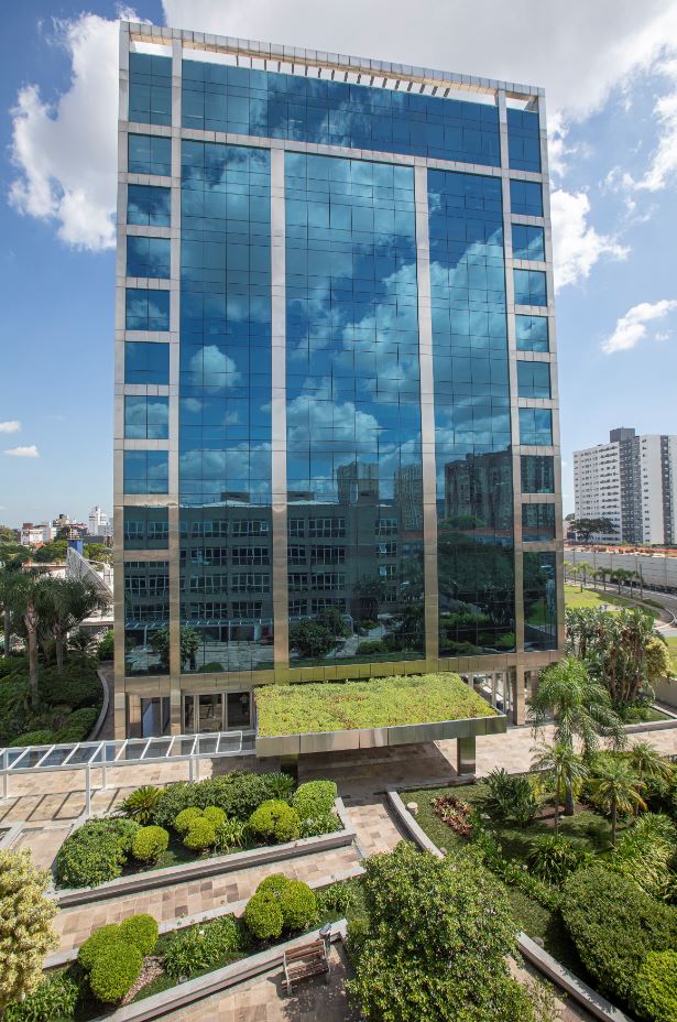SICREDI: Instituição financeira cooperativa expande e alcança marca de 5 milhões de associados