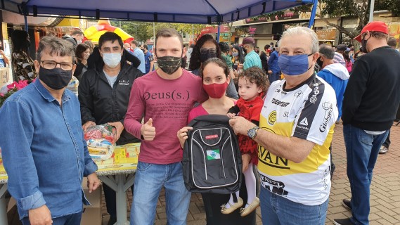 COOPAVEL: Cascavel promove ato em gratidão e reconhecimento ao trabalho de garis