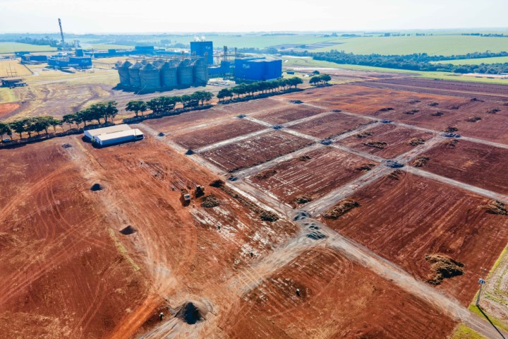 C.VALE: Iniciadas as obras da esmagadora de soja em Palotina