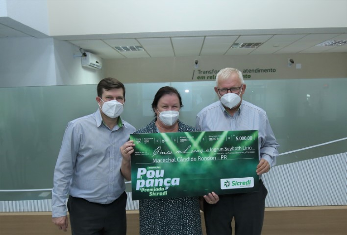 SICREDI ALIANÇA: Associada de Marechal C. Rondon ganha R$ 5 mil na campanha Poupança Premiada