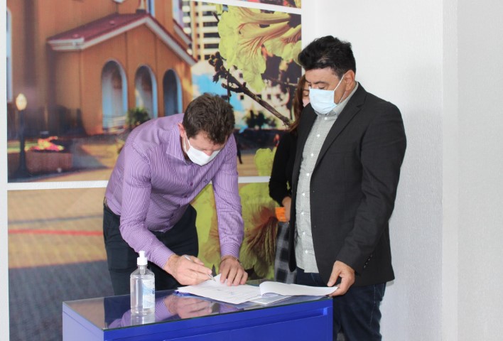 SICREDI PARQUE DAS ARAUCÁRIAS: Cooperativa integra movimento para retomada de voos comerciais no aeroporto de Pato Branco