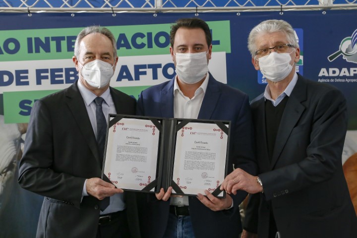 SANIDADE ANIMAL IV: Frimesa comemora novo status sanitário do Paraná