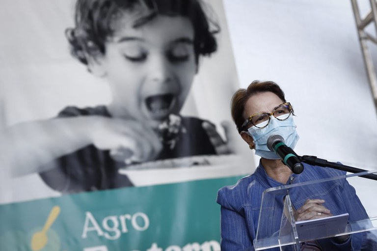 ALIMENTOS: Entidades entregam primeira doação do Agro Fraterno