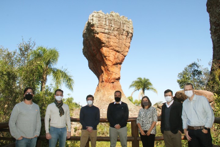 UNIMED PONTA GROSSA: Cooperativa e Parque Vila Velha se unem na preservação da saúde e da natureza