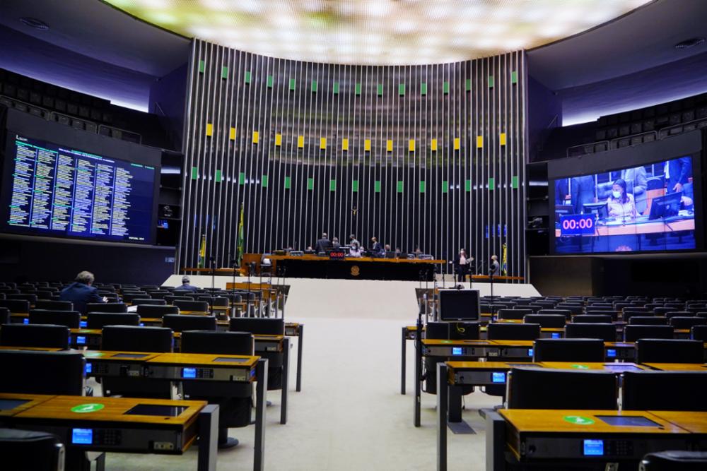 LEGISLATIVO: Pessoas físicas, associações e cooperativas poderão ter regras de falência e recuperação