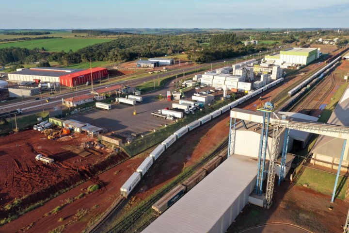 INFRAESTRUTURA: Ferroeste tem crescimento de 13% na movimentação de contêineres no 1º semestre