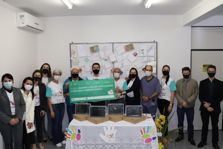 DIA C I: Dia de Cooperar arrecada fundos para hospital de Palotina (PR)