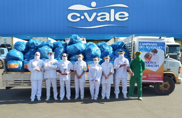 C.VALE: Campanha arrecada mais de 18 mil peças de roupas, cobertores e calçados para doação