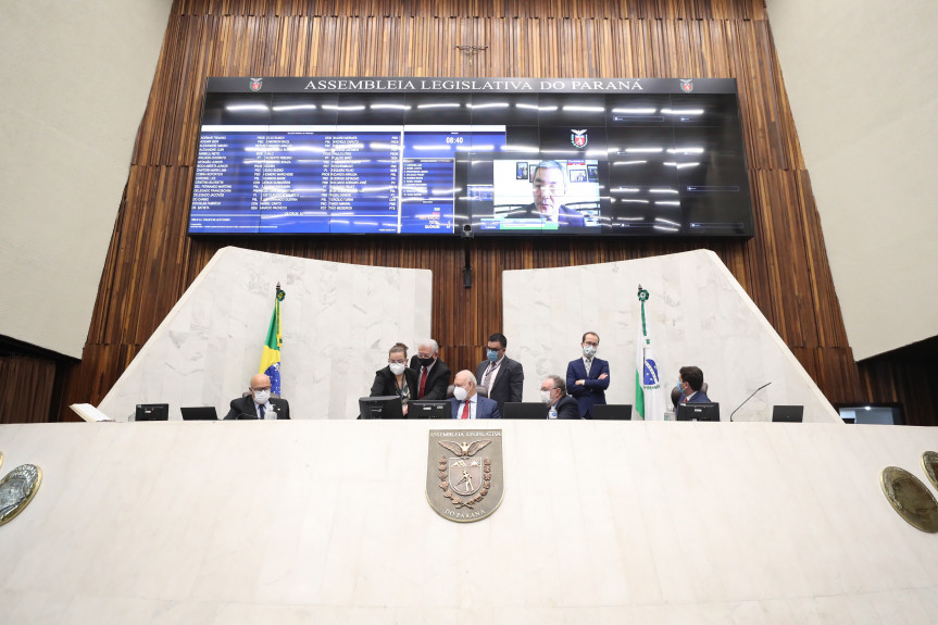 LEGISLATIVO I: Segue para sanção projeto que permite delegação de rodovias estaduais ao governo federal