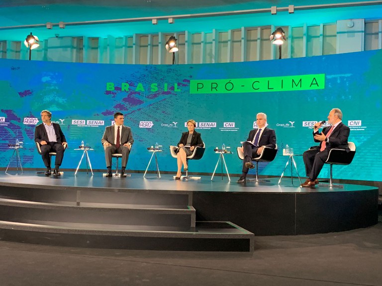 SUSTENTABILIDADE: COP-26 deve abordar papel positivo do agro na mitigação de emissões, diz ministra