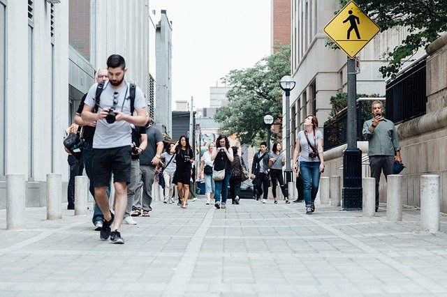 IBGE: População brasileira chega a 213,3 milhões de pessoas em 2021