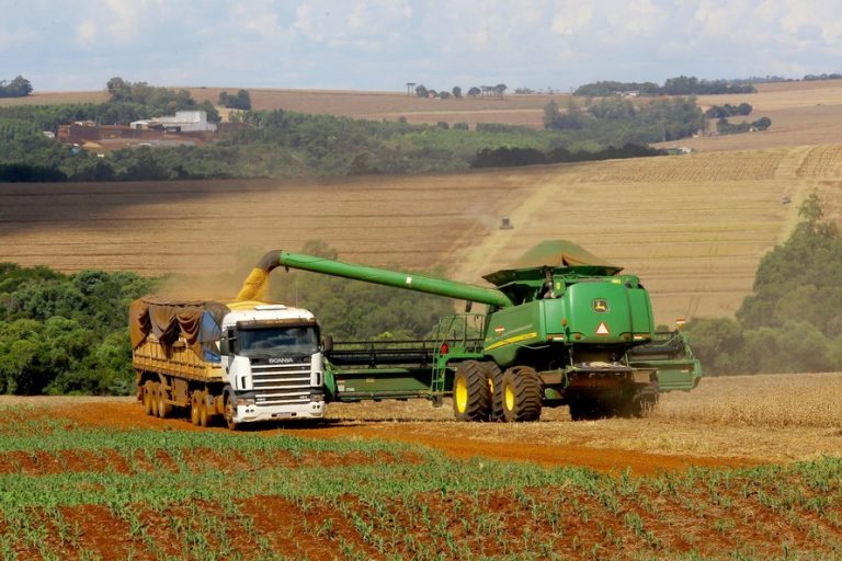 LEGISLATIVO I: O futuro da agroindústria é tema de debate na quarta-feira