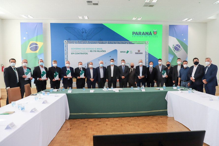 INVESTIMENTOS: BRDE libera R$ 176 milhões em financiamento para melhorias em cooperativas paranaenses