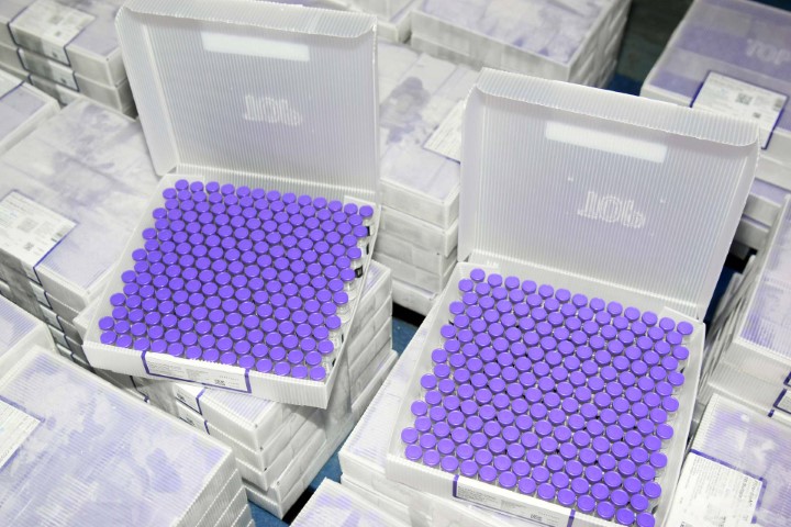 SAÚDE III: Ministério confirma remessa com 228.150 doses para adolescentes sem comorbidades