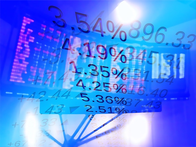 MERCADO FINANCEIRO: Bolsa fecha no menor nível em um ano com aprovação de PEC