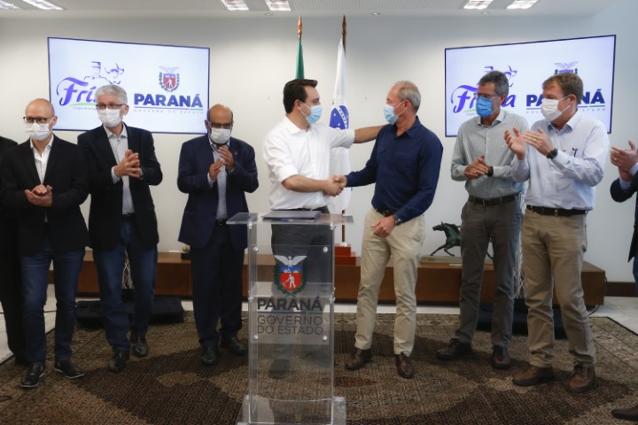 UNIUM: Com investimento previsto de R$ 460 milhões, cooperativas lançam projeto de queijaria no Paraná