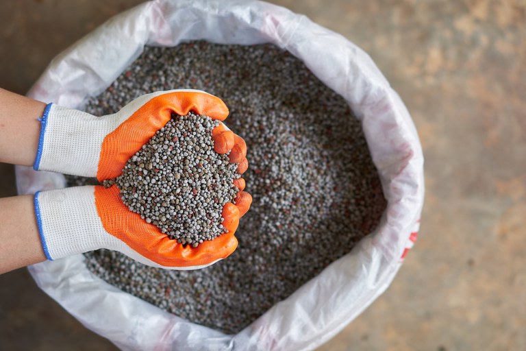 FERTILIZANTES: Tereza Cristina vai ao Canadá para tratar do aumento da exportação de potássio para o Brasil