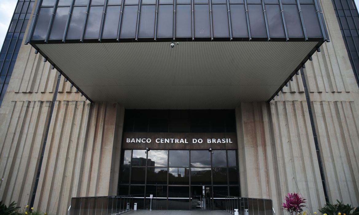 ECONOMIA: Copom inicia segunda reunião do ano em meio a receios sobre guerra