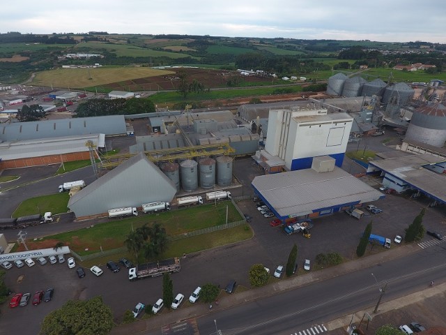 FRÍSIA: Faturamento cresce mais de 40% e passa de R$ 5,2 bilhões