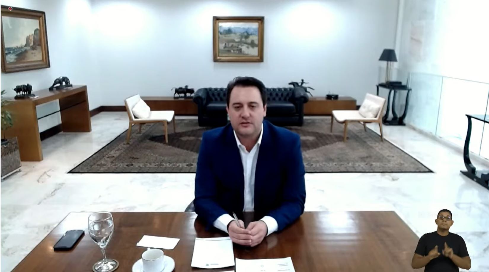AGO II: Cooperativas contribuem para expansão recorde de empregos no Paraná, diz Ratinho Junior