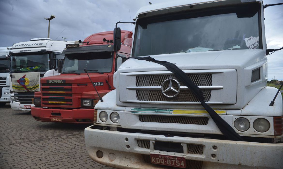 RENOVAR: Governo cria programa para renovação de frota de caminhões