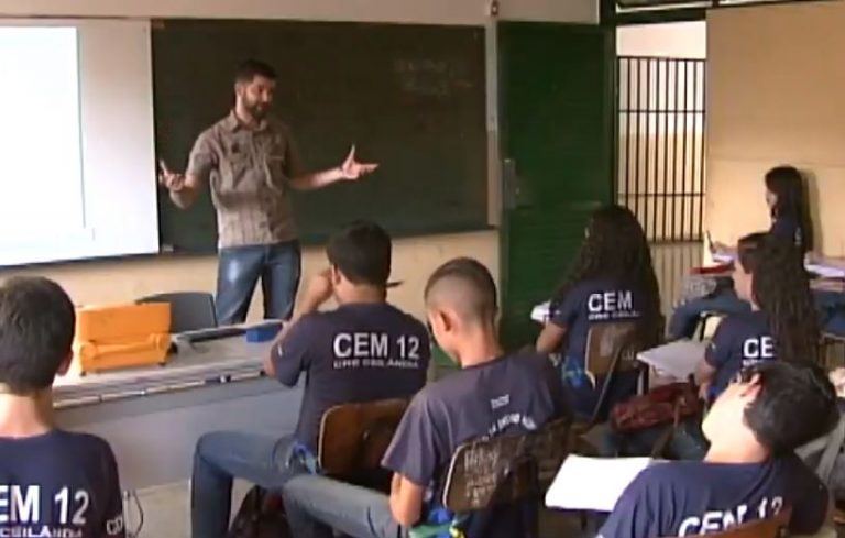LEGISLATIVO: Comissão debate aprendizagem e inclusão social