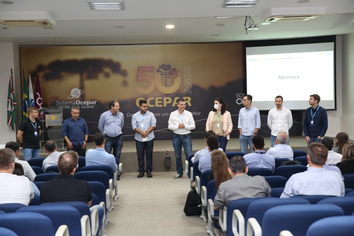 MEIO AMBIENTE: Evento da Ocepar reúne representantes de cooperativas e entidades públicas