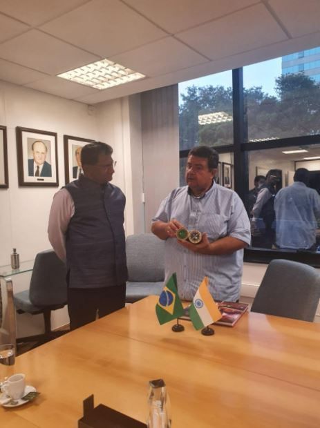 PARCERIA: Embaixador da Índia visita sede do Sistema OCB