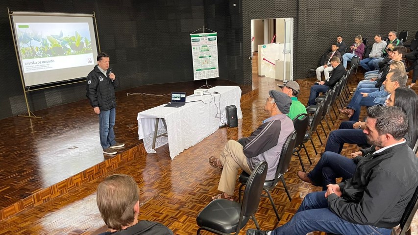 LAR: Giro de reuniões do CooperAgri leva informações técnicas à família de associados da cooperativa 