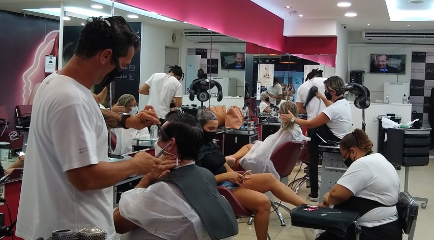 PNAD CONTÍNUA Desemprego recua para 10,5% no trimestre encerrado em abril
