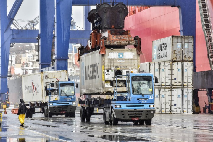 COMÉRCIO EXTERIOR: No 1º quadrimestre, Porto de Paranaguá exporta 608 mil toneladas de frango congelado