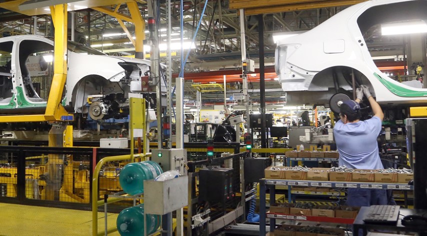 IBGE: Produção industrial varia 0,1% em abril e acumula 3,4% de queda em 2022