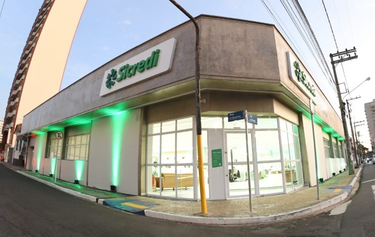 SICREDI UNIÃO PR/SP: Espaço Dexis chega a Rio Claro (SP) e mostra nova cara da cooperativa