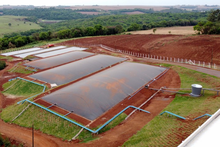 RENOVAPR: IDR-Paraná e parceiros promovem debate sobre viabilidade da energia solar e biogás