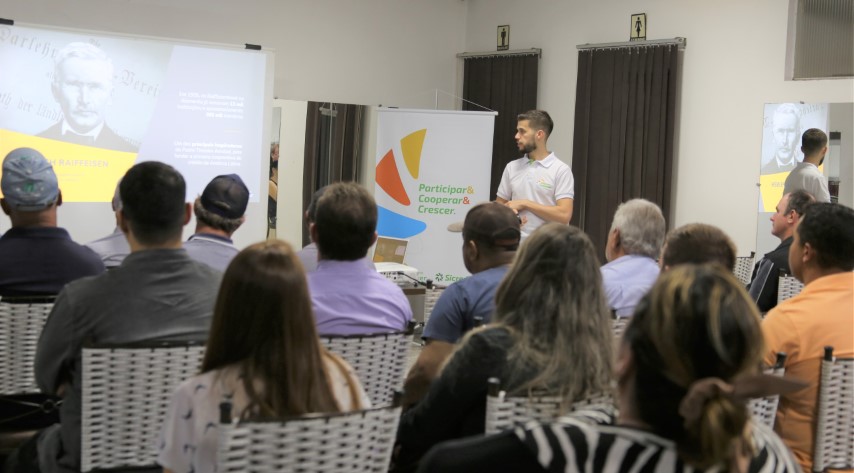 SICREDI PROGRESSO: Programa reúne associados para formação cooperativa 