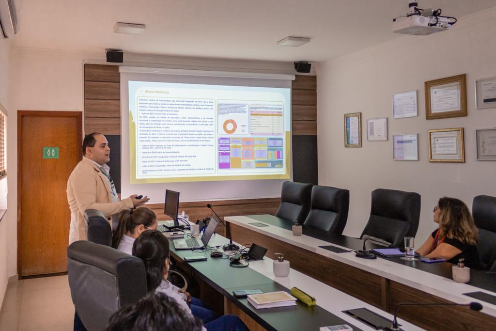 UNIMED PARANAVAÍ: Cooperativa recebe visita de cortesia da ANS