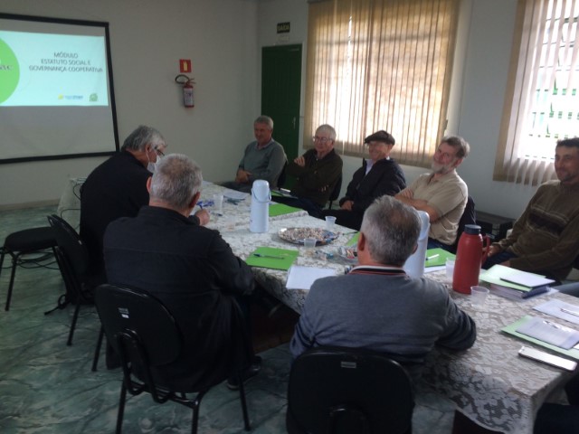 FORMAÇÃO: Realizado o 2º módulo do Programa Educa Clac, com a participação de integrantes dos Conselhos de Administração e Fiscal da cooperativa