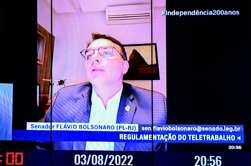 LEGISLATIVO I: Aprovada MP que regulamenta teletrabalho e muda auxílio-alimentação