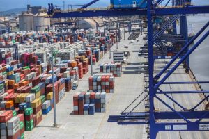 COMÉRCIO EXTERIOR: Exportações do Paraná acumulam alta de 14% em 2022