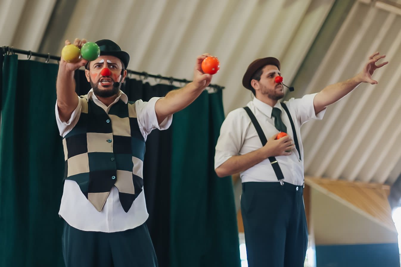 SICREDI DEXIS: Peça teatral que ensina educação financeira para crianças chega à região de Londrina