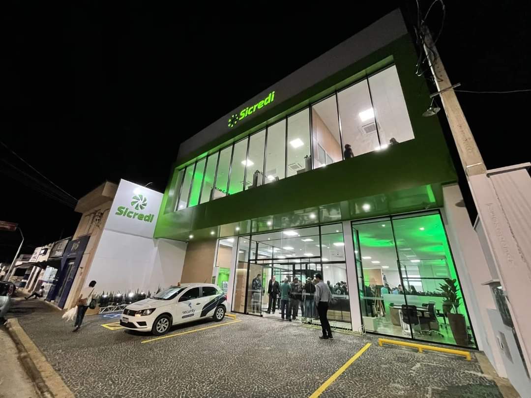 SICREDI NOVOS HORIZONTES: Agência é inaugurada em Itaporanga (SP)