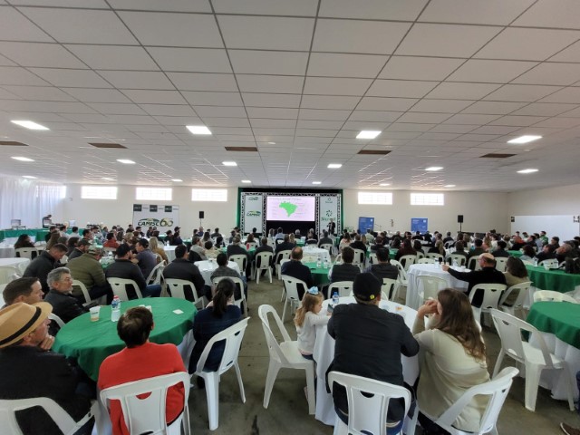 ENCONTROS DE NÚCLEOS: Evento no Sudoeste reúne 230 participantes em Mariópolis