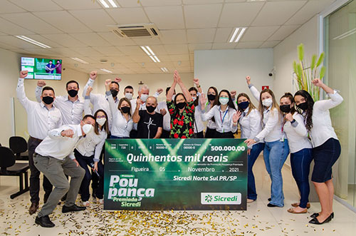 SICREDI: Campanha celebra mês da poupança com sorteio especial de meio milhão de reais