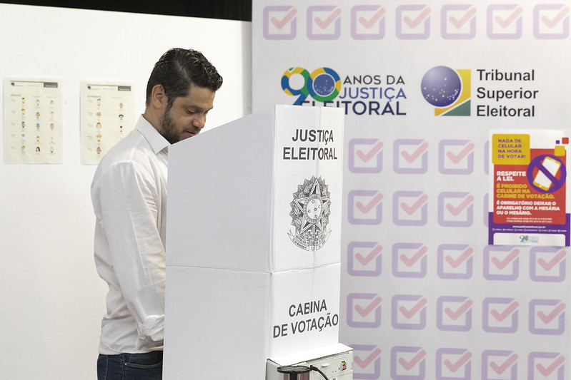 TSE: Brasil realiza o 2º turno das maiores eleições em 90 anos da Justiça Eleitoral