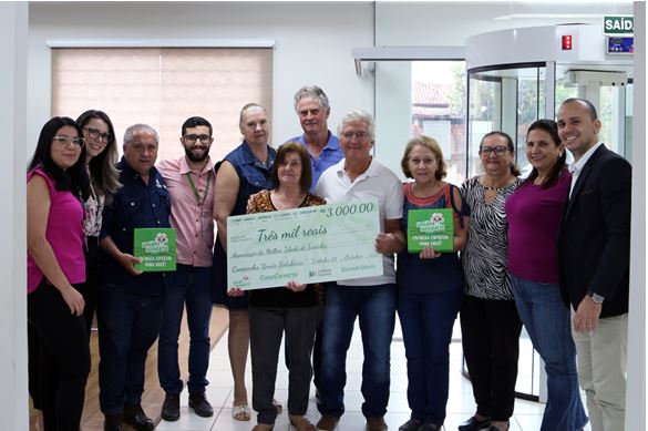 SICREDI DEXIS: União Solidária entrega celulares do quarto sorteio da campanha