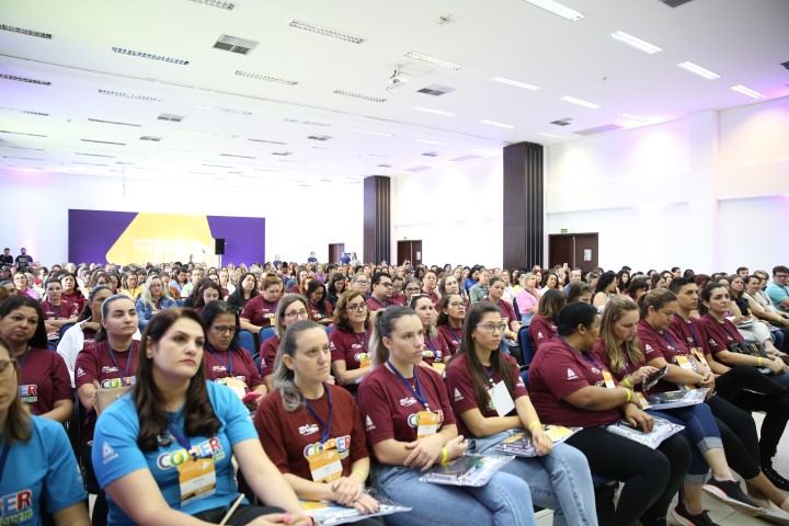 COOPERJOVEM: Encontro Estadual trabalha a prática da cooperação e discute o protagonismo da educação